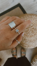 Cargar imagen en el visor de la galería, Anillo Grah piedra luna
